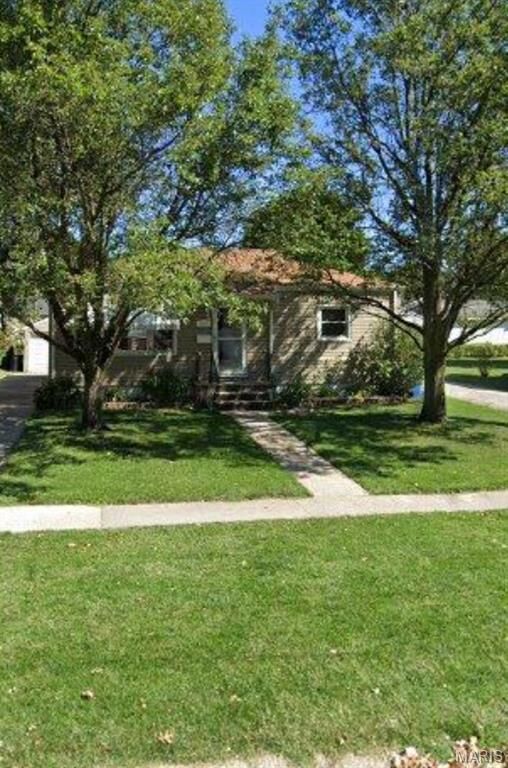 Property Photo:  1813 Venice Avenue  IL 62040 