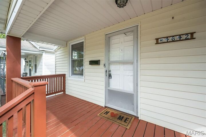 Property Photo: 4642 Steffens Avenue MO 63116