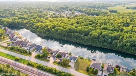 Property Photo:  560 N Washington Street  IL 60408 