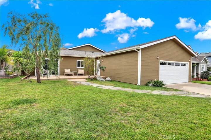 329 Colleen Place  Costa Mesa CA 92627 photo