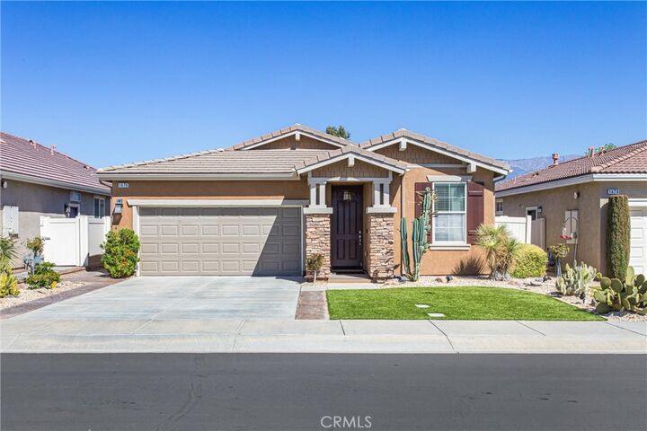 Property Photo:  1476 Signal Peak  CA 92223 