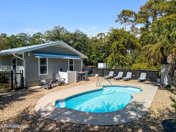 Property Photo:  202 NE 40th Street  NC 28465 