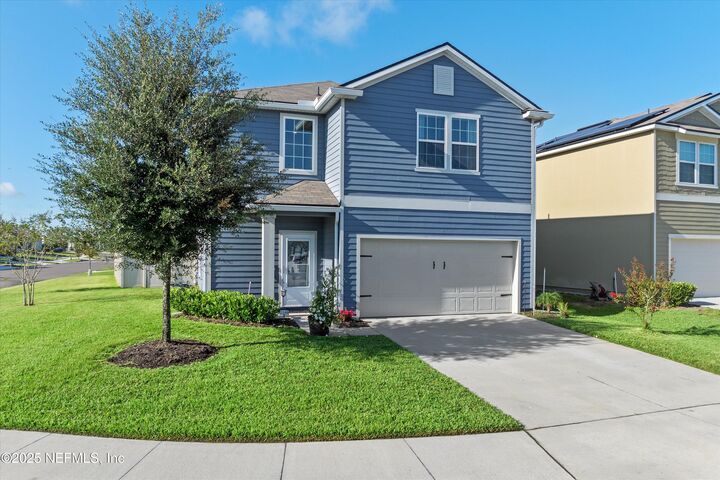 Property Photo:  2200 Willow Springs Drive  FL 32043 