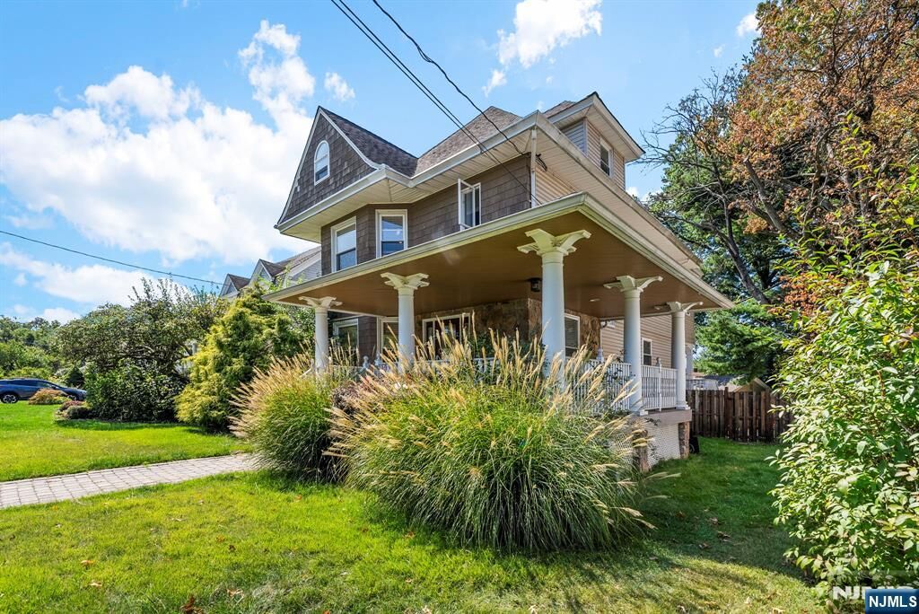 Property Photo:  467 Summit Avenue  NJ 07601 