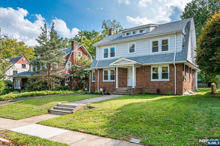 140 Oakview Avenue  Maplewood NJ 07040 photo