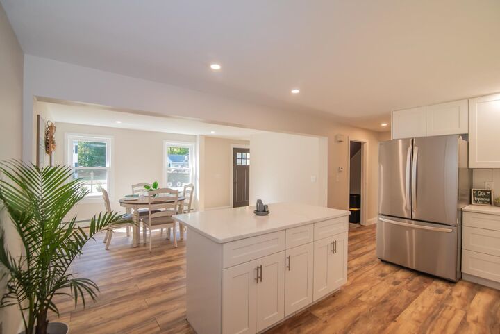 Property Photo:  11 Chatham Street  NH 03063 