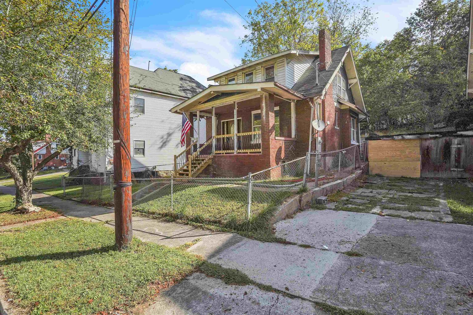 Property Photo:  311 S Washington Avenue  VA 24301 