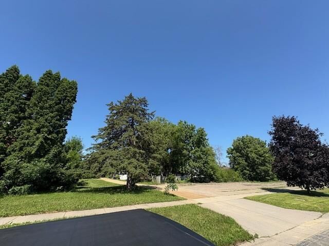Property Photo:  612 5th St  MN 55024 