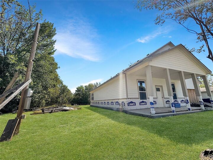 Property Photo: 308 N McGraw Street TX 75126