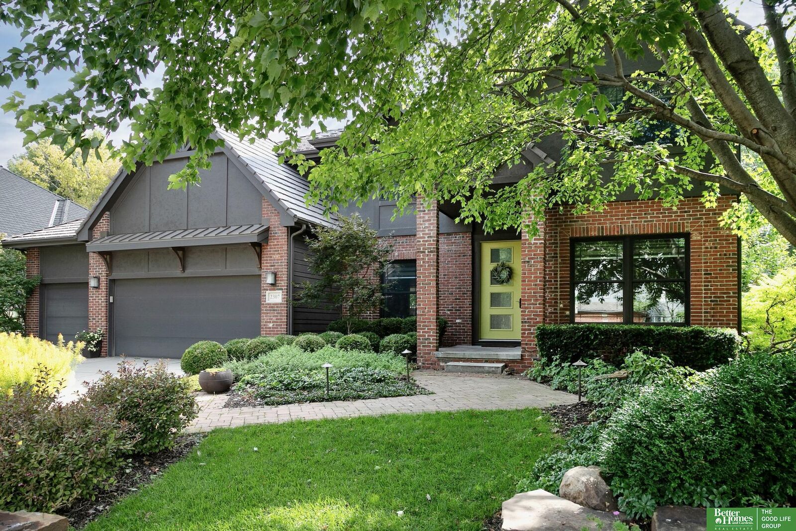 Property Photo:  2307 S 184th Circle  NE 68130 
