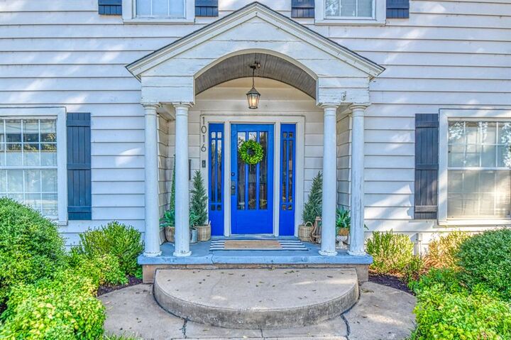 Property Photo: 1016 W Kansas Avenue OK 73018