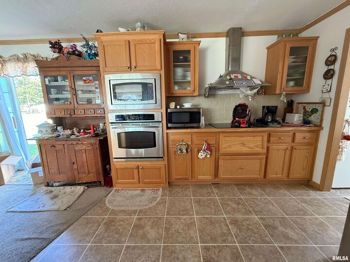 Property Photo: 104 Hickory Street IL 62946