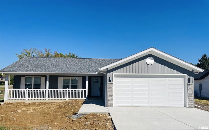 1312 W Mack Avenue  Marion IL 62959 photo