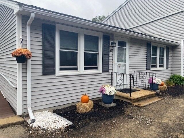 Property Photo:  270 Sunderland Rd 67  MA 01604 