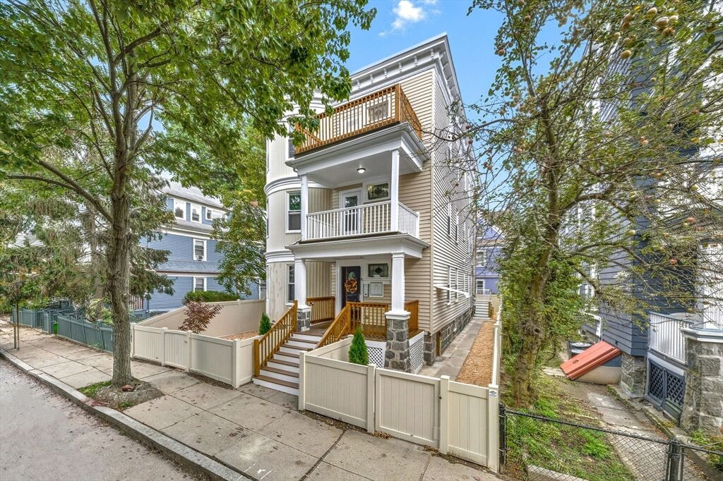 Property Photo:  24 Hinckley 1  MA 02125 
