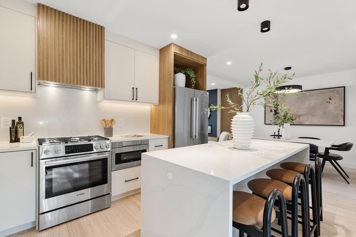 Property Photo:  6 Wyman Court 6  MA 01890 