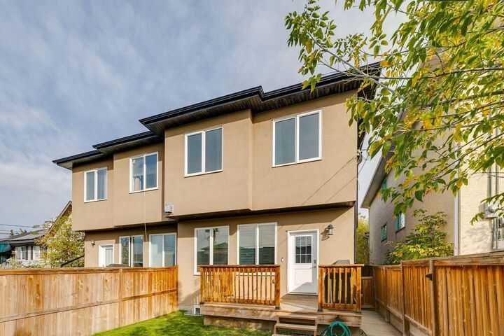 Property Photo:  2817 16 Avenue SE  AB T2A 0M7 