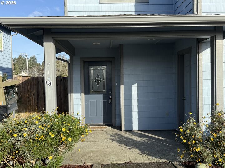 Property Photo:  714 Pioneer Rd 3B  OR 97415 
