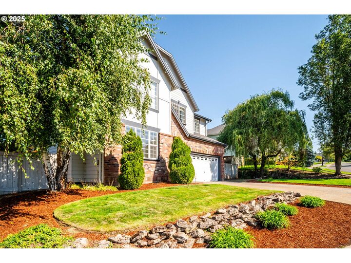 Property Photo: 3701 NW 9th Loop WA 98607