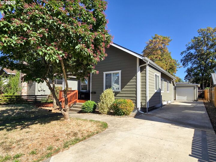 3422 SE 53rd Ave  Portland OR 97206 photo
