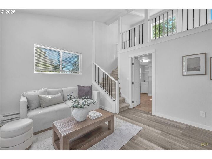 Property Photo:  8125 SE 52nd Ave  OR 97206 