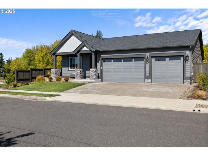 Property Photo:  13704 NE 102nd St  WA 98682 