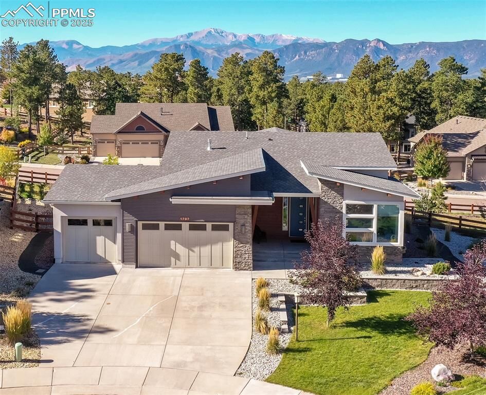 Property Photo: 1797 Summerglow Lane CO 80132