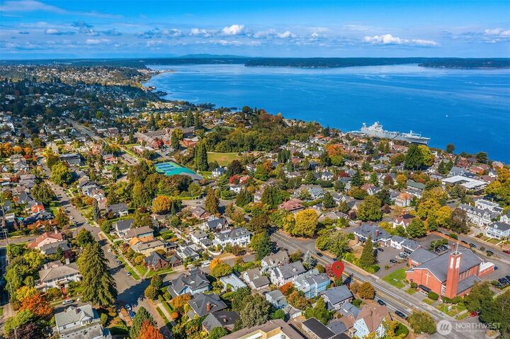 Property Photo:  410 N Tacoma Avenue  WA 98403 