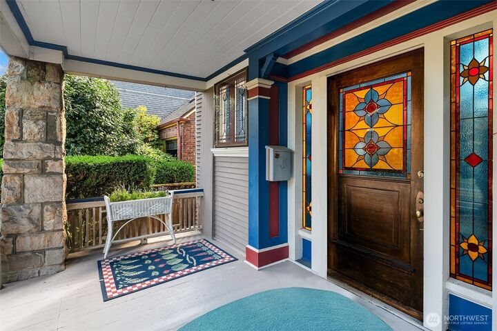 Property Photo: 410 N Tacoma Avenue WA 98403