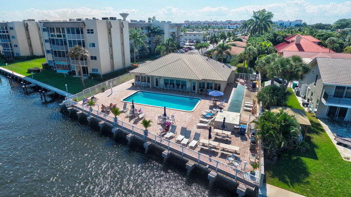 Property Photo:  624 Snug Harbor Drive B8  FL 33435 