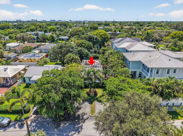 Property Photo:  210 NE 12th Street  FL 33444 