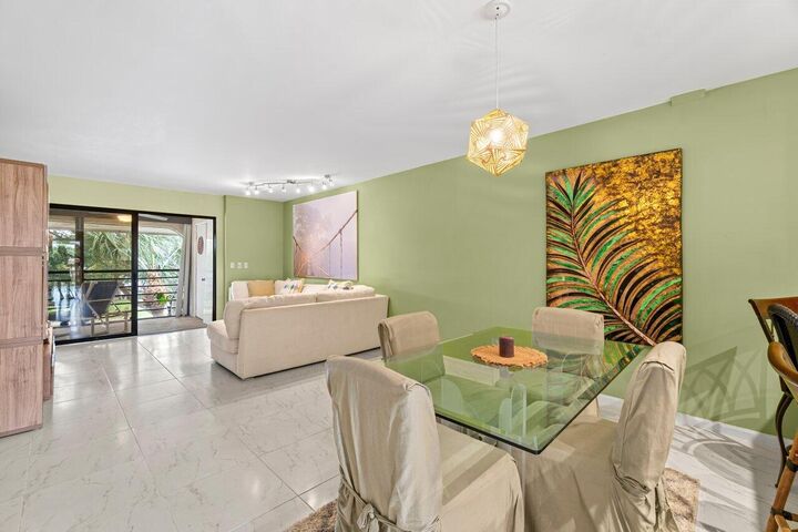 Property Photo:  5380 Cedar Lake Drive 302  FL 33437 