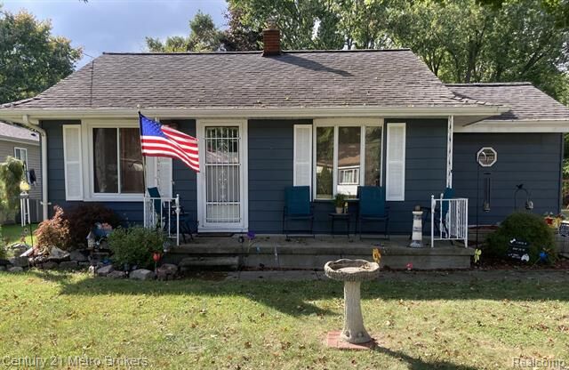 Property Photo:  3247 Mills Acres Street  MI 48506 