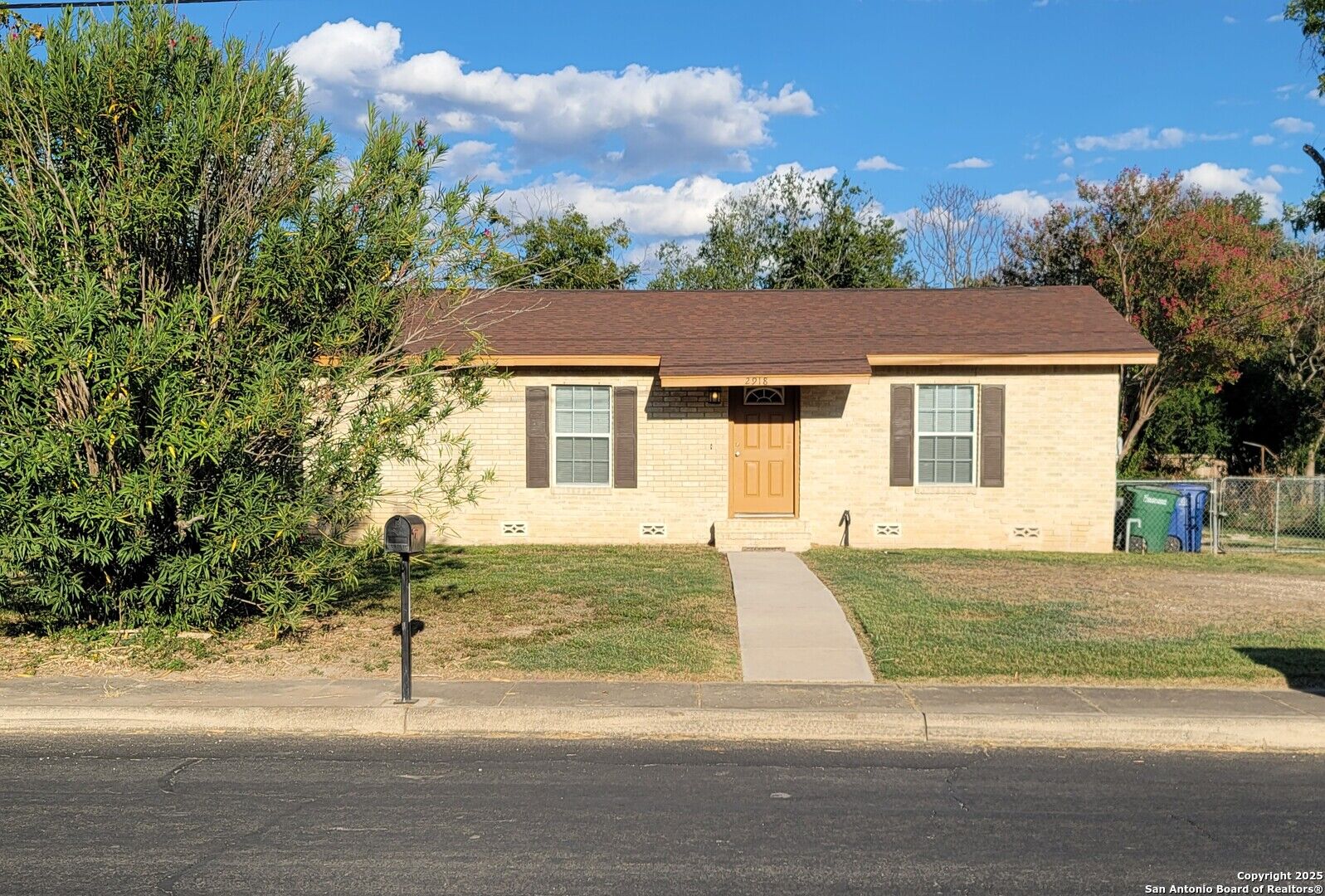 Property Photo:  2918 Tillie  TX 78222 