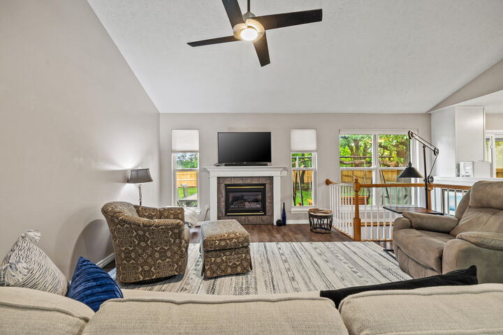 Property Photo: 3715 E Alameda Street MO 65809