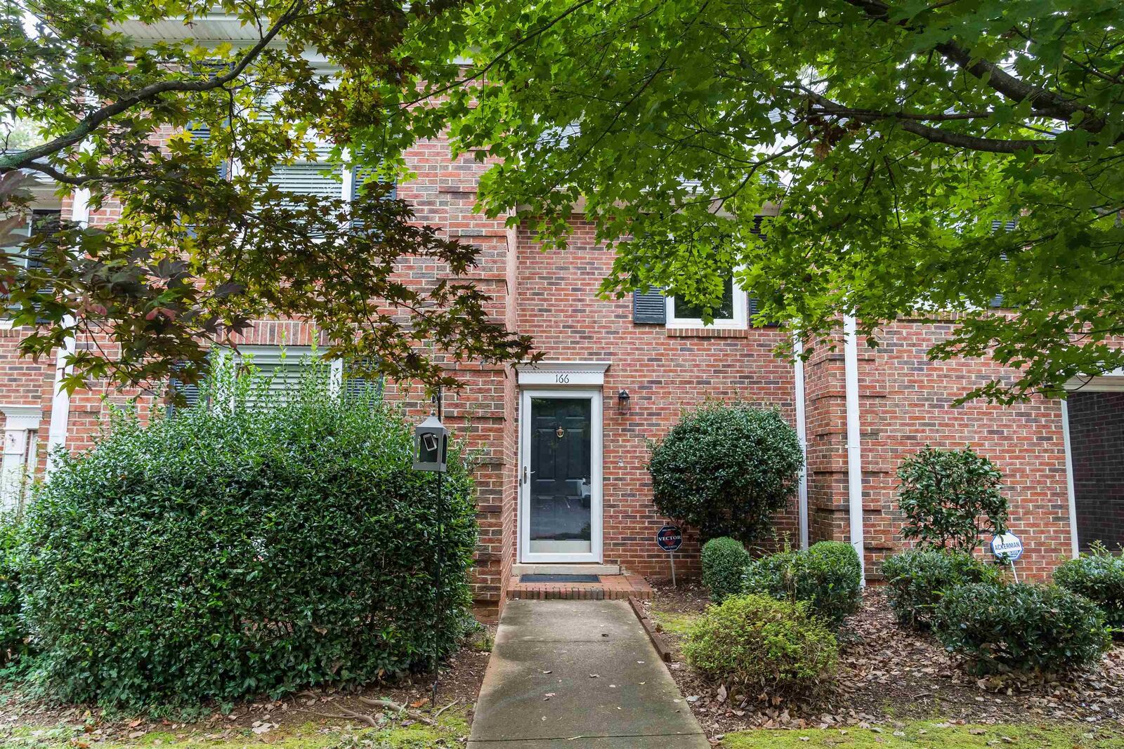 Property Photo:  166 Buckstone Lane  SC 29307 