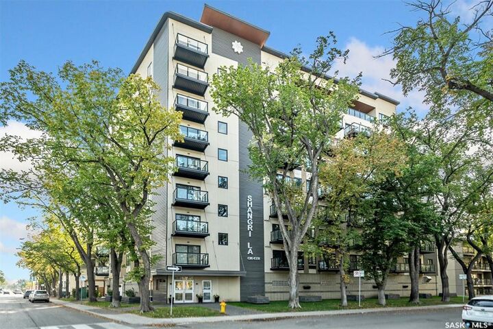 550 4th Avenue N 504  Saskatoon SK S7K 2M7 photo