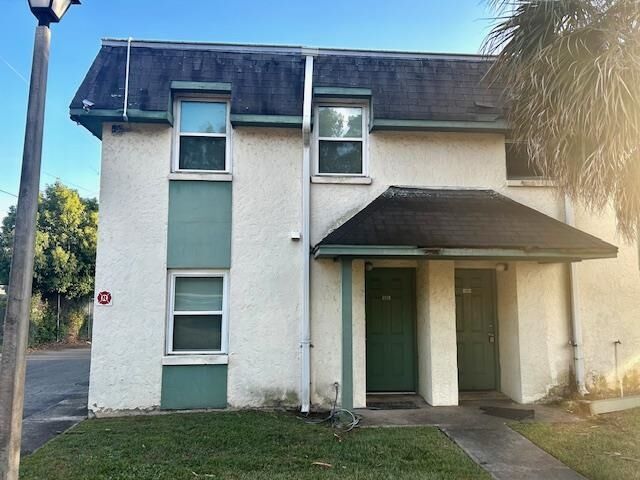 Property Photo: 2325-102 W Pensacola Street Street 102 FL 32304