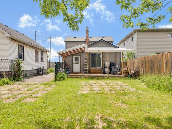 Property Photo: 39 Carlton Street ON L2R 1P7