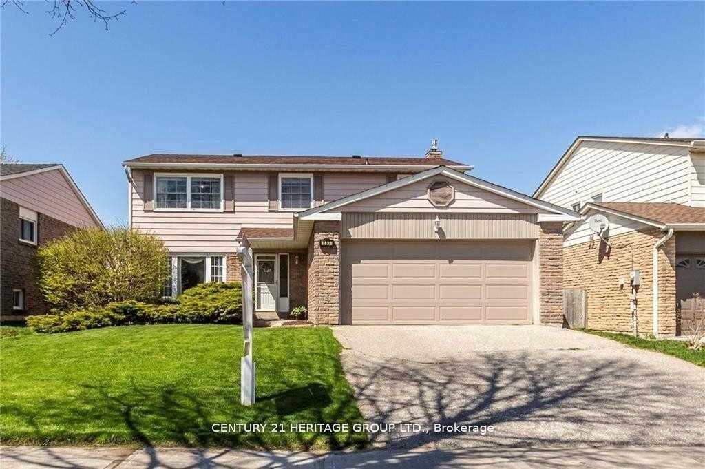Property Photo:  897 Caldwell Street  ON L3Y 5R8 