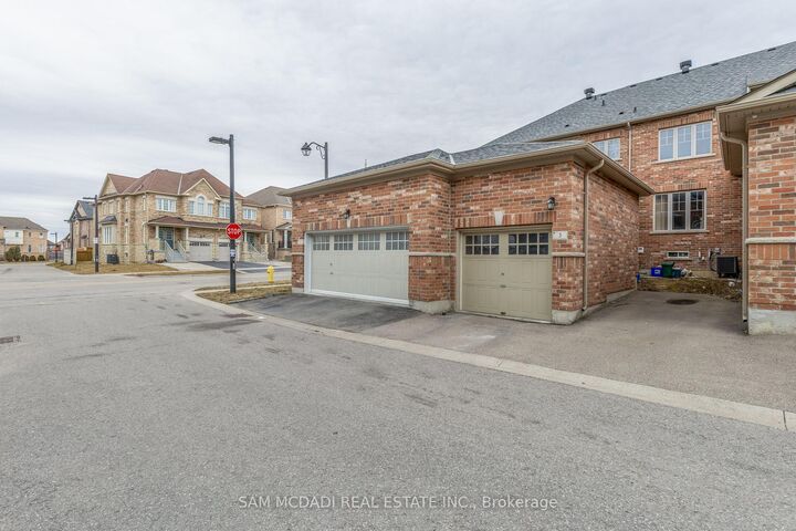 Property Photo: 3 Henry Bauer Avenue ON L6C 0W8