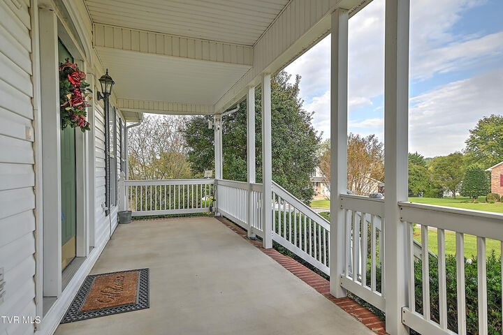 Property Photo: 40 Appian Way TN 37745