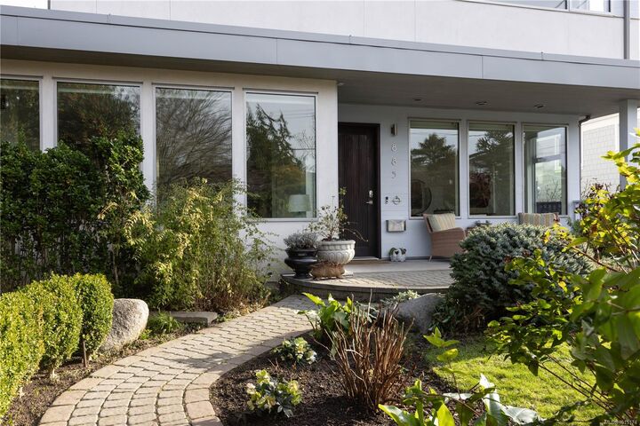 Property Photo:  885 Linkleas Ave  BC V8S 5C4 