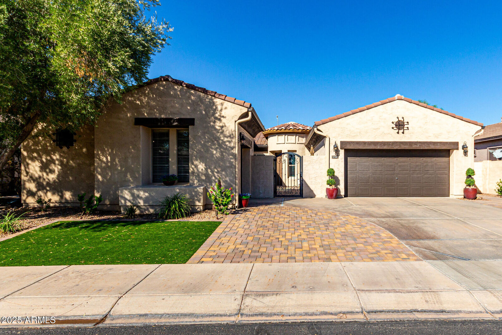 Property Photo:  5750 S Dragoon Drive  AZ 85249 
