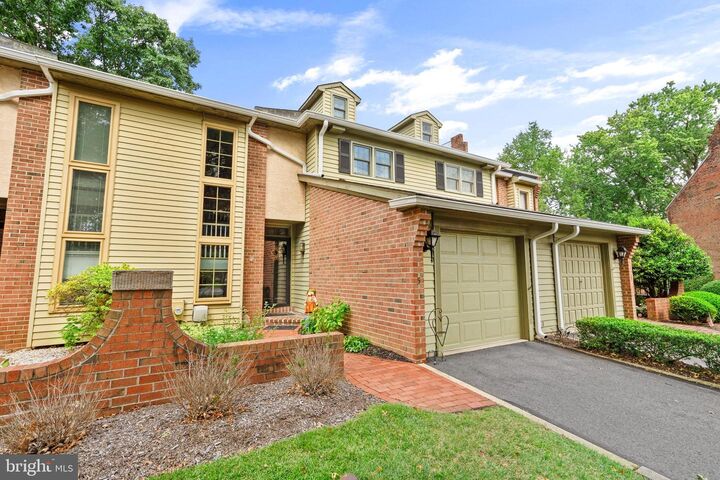 Property Photo: 5 Sutphin Pines PA 19067