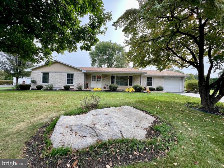14 Pennwood Road  Lebanon PA 17042 photo