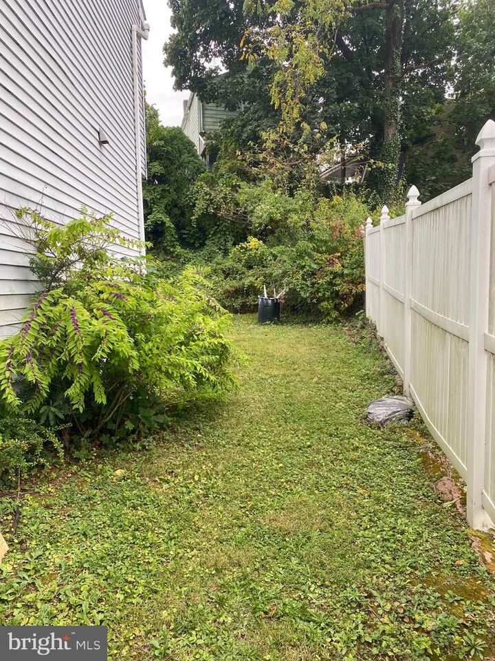 Property Photo:  2424 Perkiomen Avenue  PA 19606 