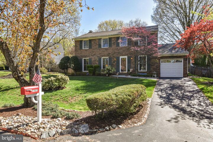 11613 Bedfordshire Avenue  Potomac MD 20854 photo