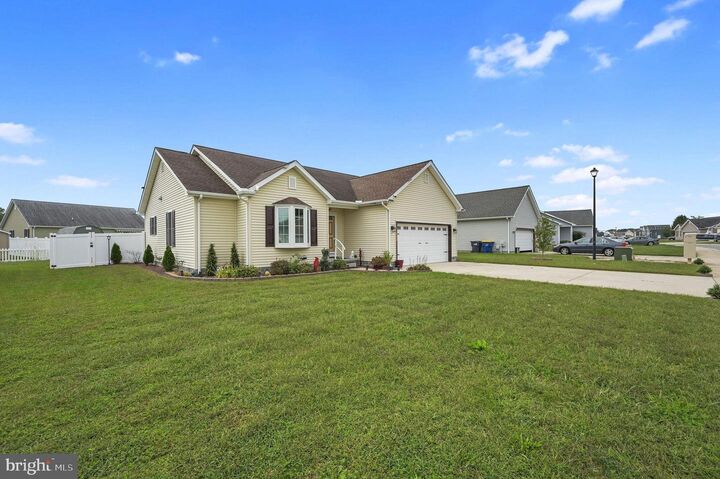 Property Photo:  18552 Eleanor Lane  DE 19963 