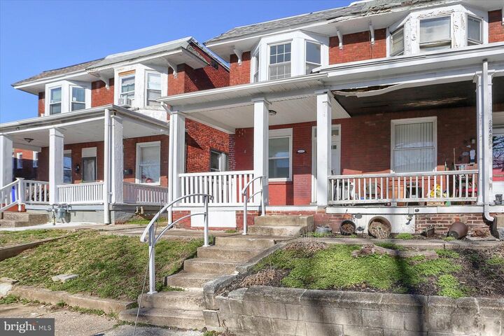 Property Photo:  2251 Logan Street  PA 17110 